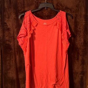 St John’s bay blouse t shirt